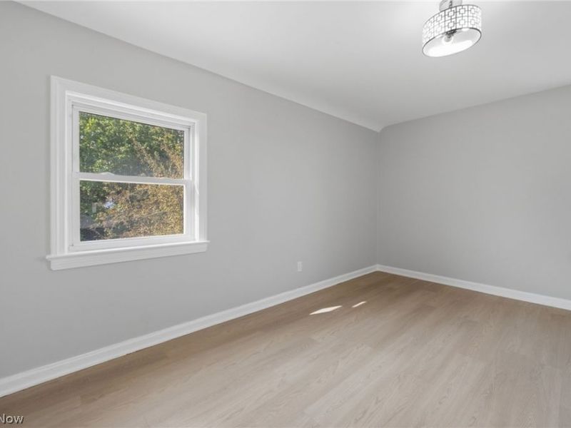 10620 Mccracken Boulevard , Garfield Heights, OH 44125 Photo 18