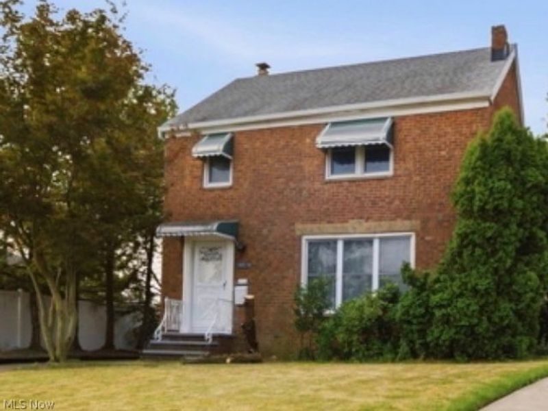 10620 Mccracken Boulevard , Garfield Heights, OH 44125 Photo 2