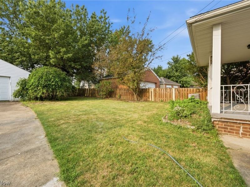 10620 Mccracken Boulevard , Garfield Heights, OH 44125 Photo 36