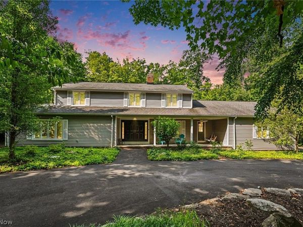 7850 Mayfield Road, Gates Mills, OH 44040