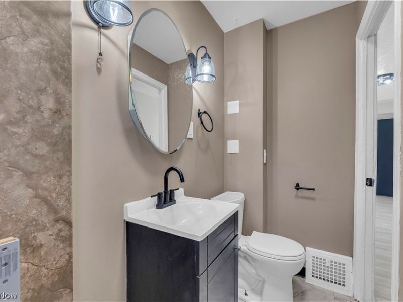 1227 E 170th Street, Cleveland, OH 44110 Photo 14