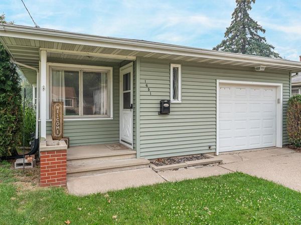 1651 WISCONSIN STREET, Oshkosh, WI 54901