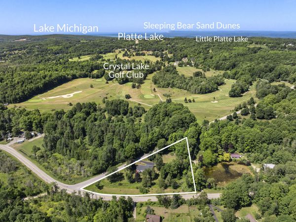 8468 Narrow Gauge Road, Beulah, MI 49617