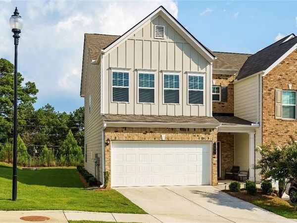 325 Braswell Court, Woodstock, GA 30188
