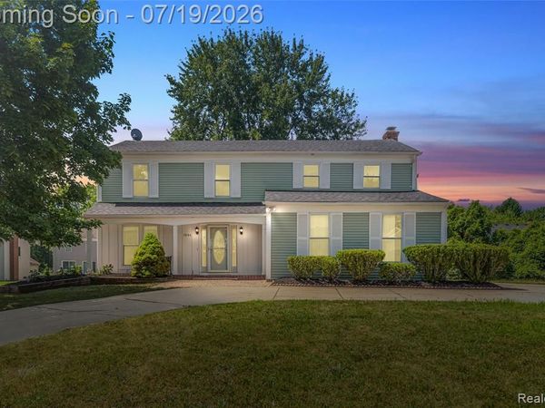 5994 Kingsfield Drive, West Bloomfield Twp, MI 48322