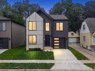 3139 Grayson Street, Ferndale, MI 48220