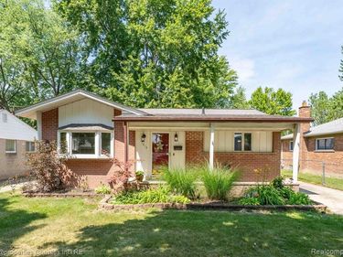 1213 Langley Boulevard, Clawson, MI 48017