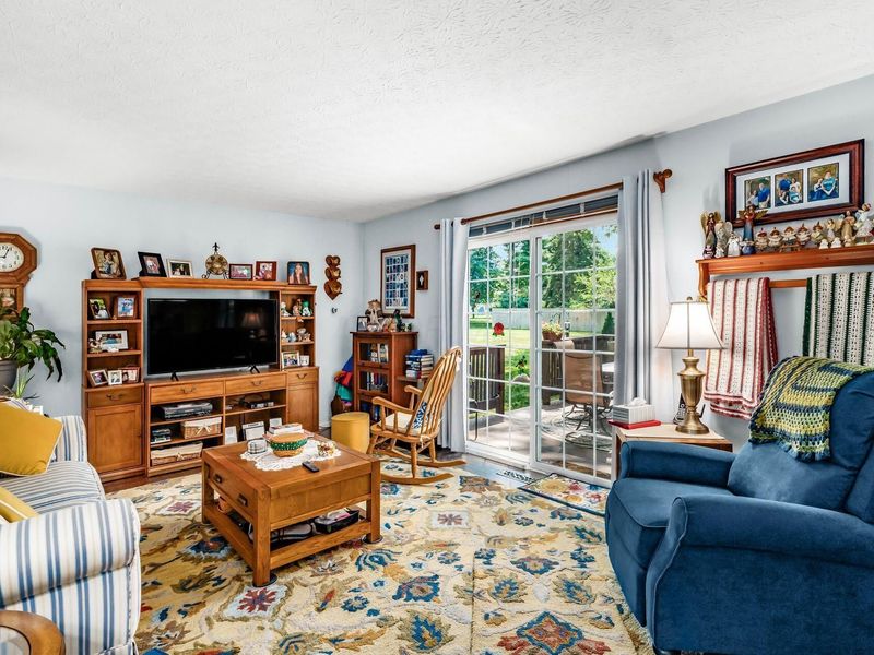 6379 Rugosa Avenue, Reynoldsburg, OH 43068 Photo 12