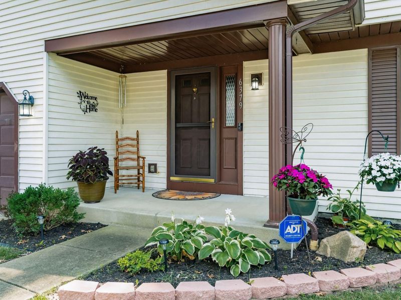 6379 Rugosa Avenue, Reynoldsburg, OH 43068 Photo 3
