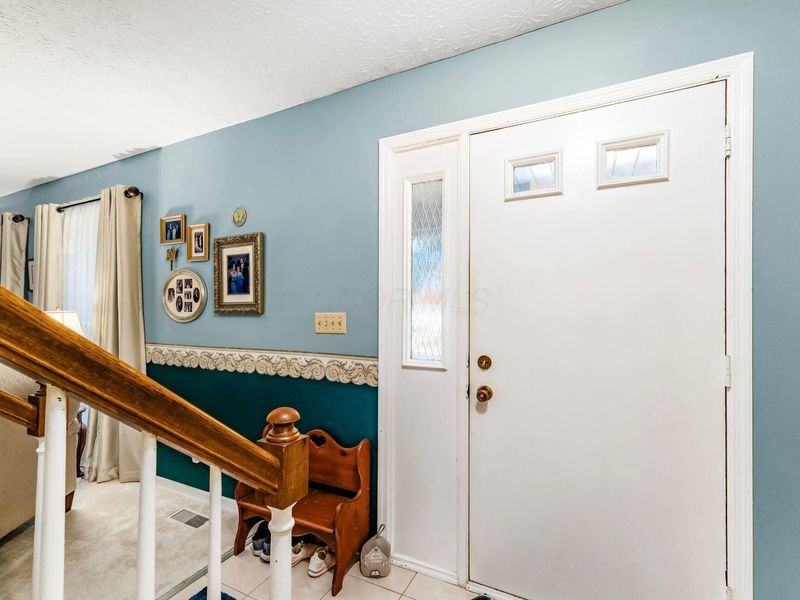 6379 Rugosa Avenue, Reynoldsburg, OH 43068 Photo 4