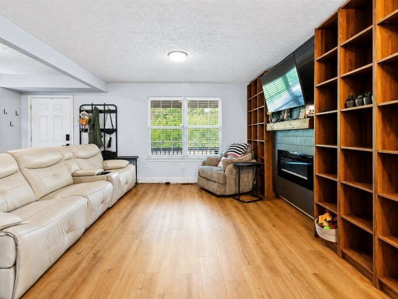 2831 Augustus Street , Grove City, OH 43123 Photo 6