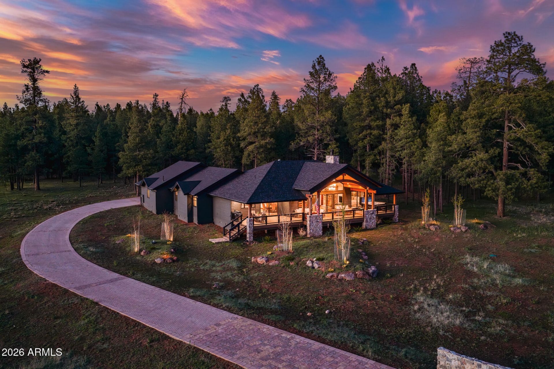 405 E FOXBORO Road, Munds Park, AZ 86017