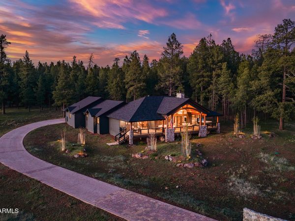 405 E FOXBORO Road, Munds Park, AZ 86017