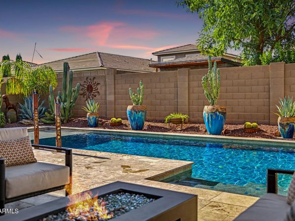 17330 W OBERLIN Way, Surprise, AZ 85387
