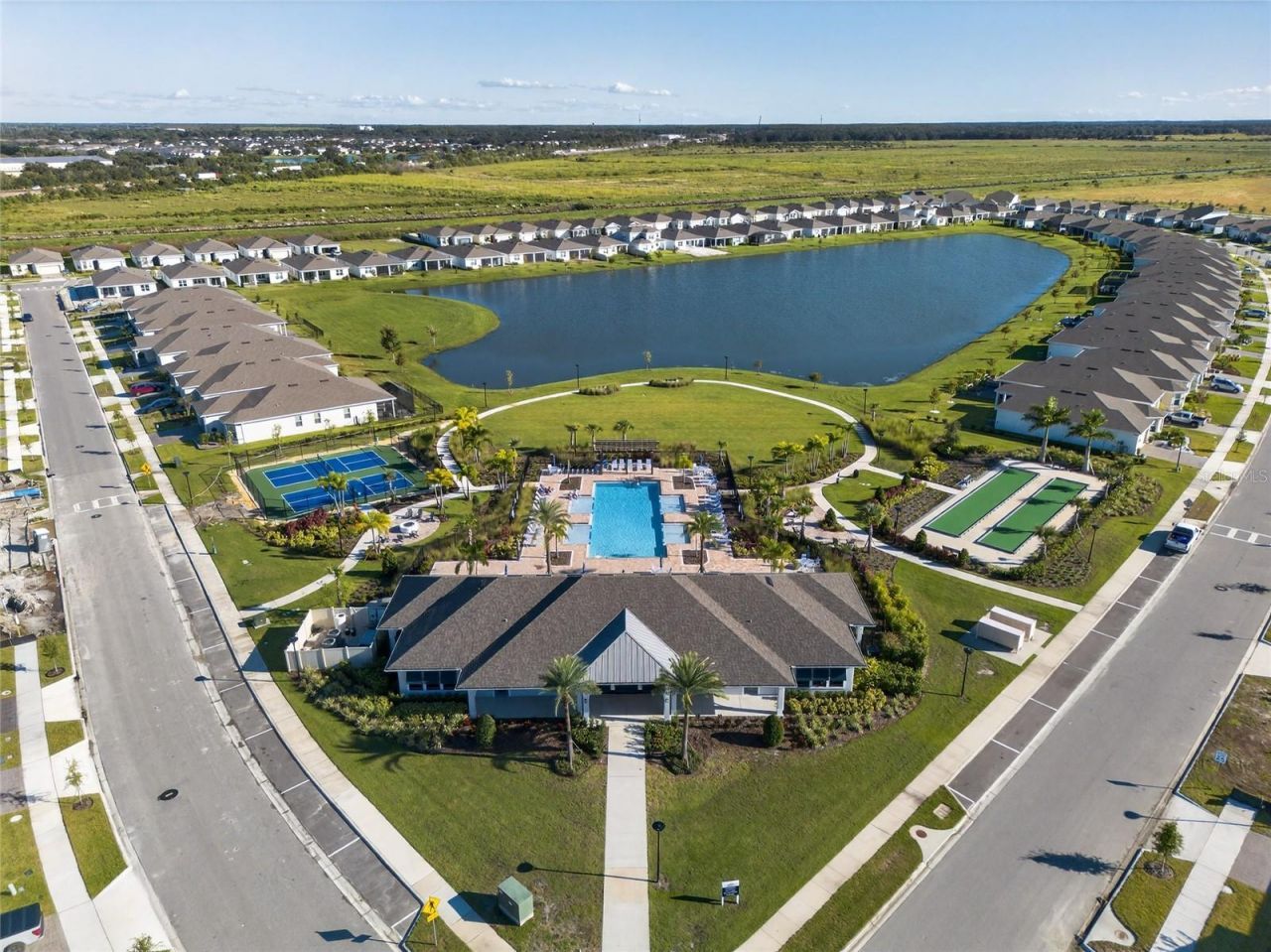 1845 Spring Shower Circle , Kissimmee, FL 34744 Photo