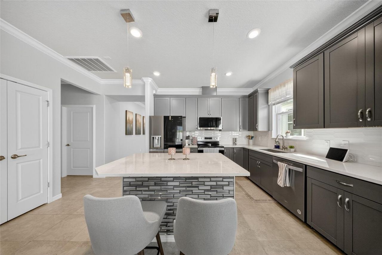 1845 Spring Shower Circle , Kissimmee, FL 34744 Photo