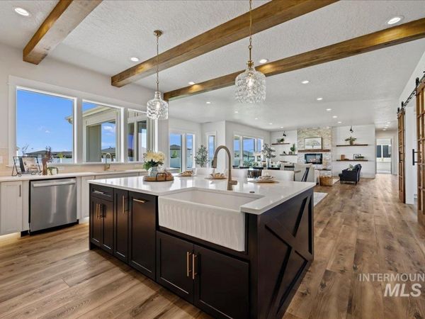 16876 Spring Meadow Dr, Caldwell, ID 83607