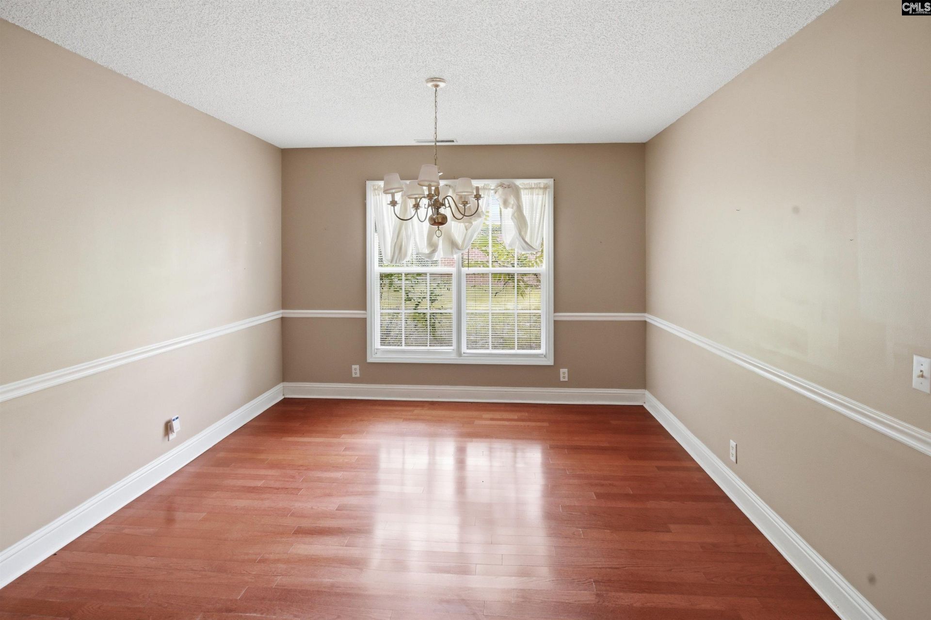 81 Radcliff Drive  Photo 11