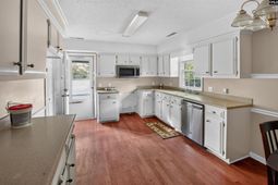 81 Radcliff Drive  photo 4