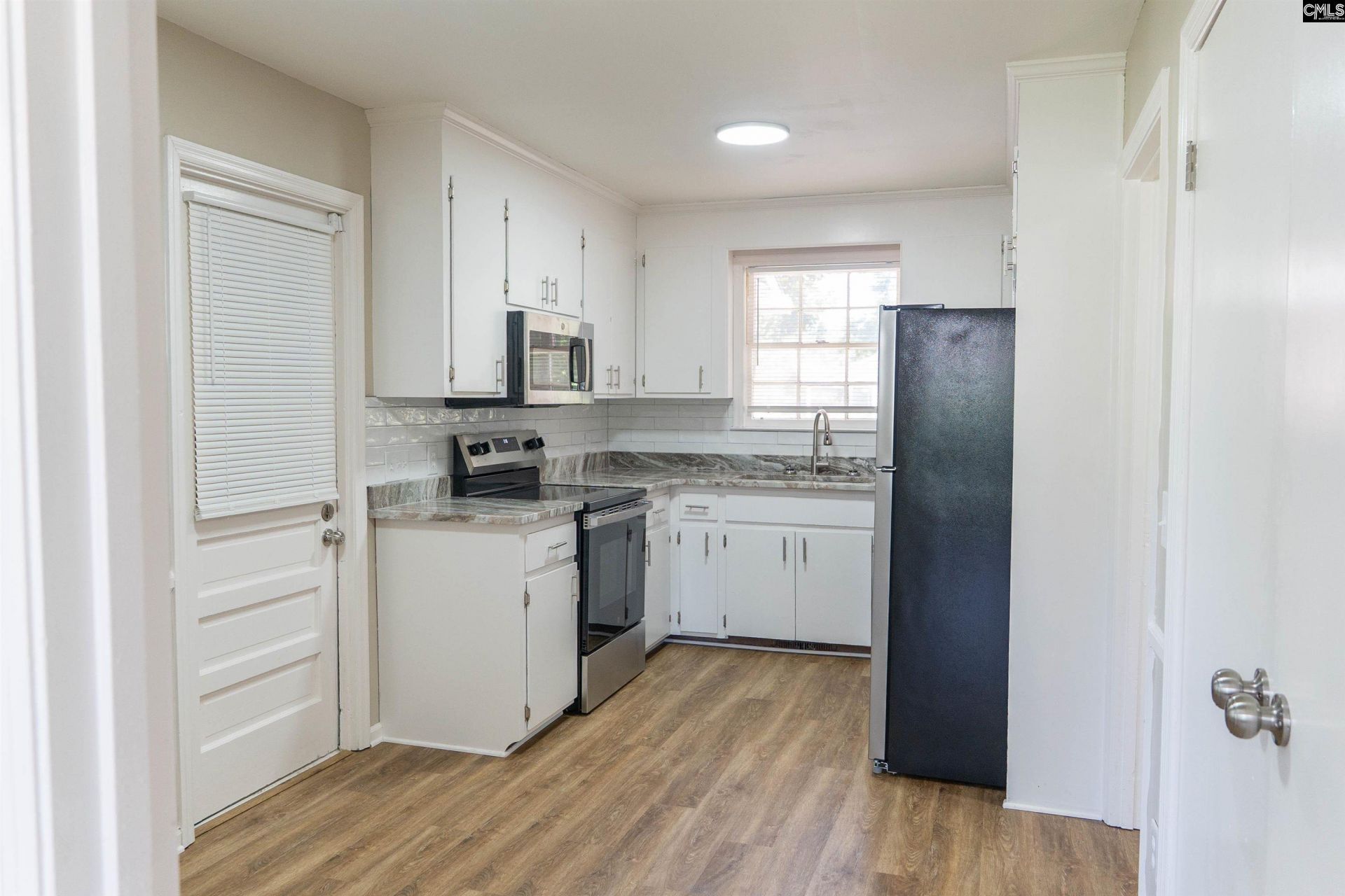 7901 Tradd Street Photo 8
