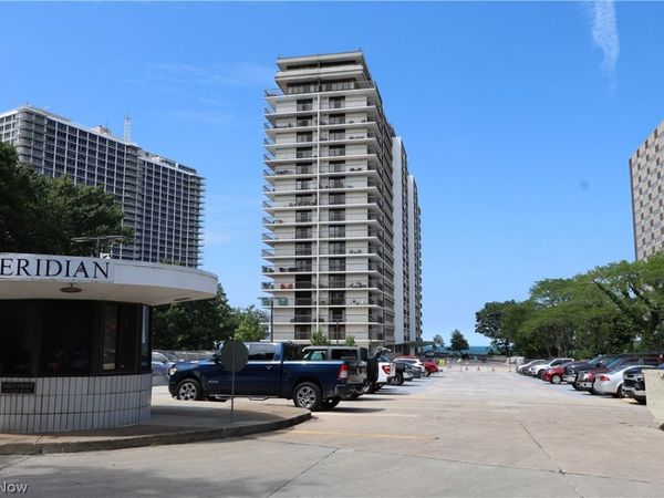 12550 Lake Avenue , Unit 810, Lakewood, OH 44107