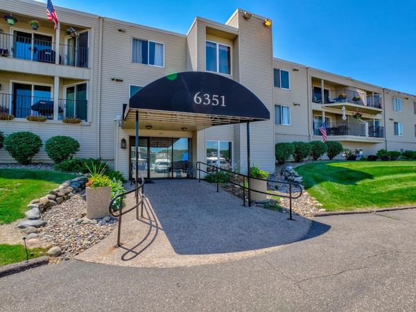 6351 Saint Croix Trail N, Unit 228, Stillwater, MN 55082