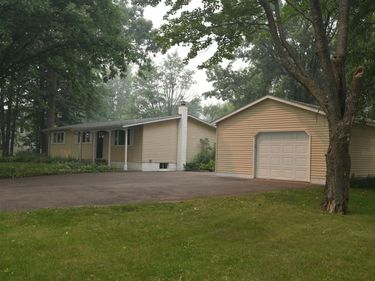 103 Carriage Hill Drive, Hinckley, MN 55037