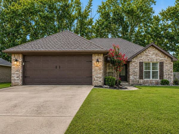 4860 Gregory Drive, Jonesboro, AR 72405