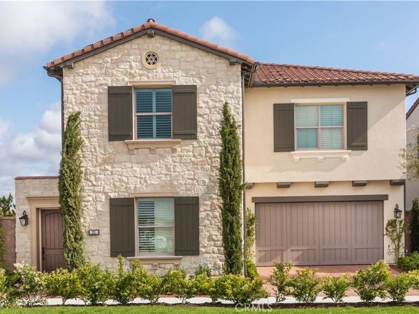 107 Oakstone , Irvine, CA 92618