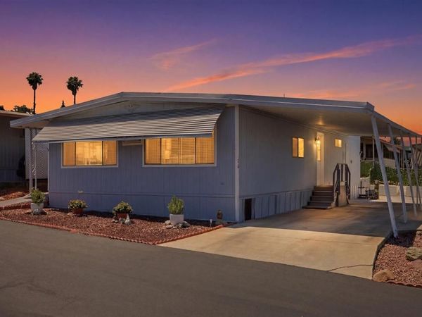 718 Sycamore Ave , Unit 26, Vista, CA 92083