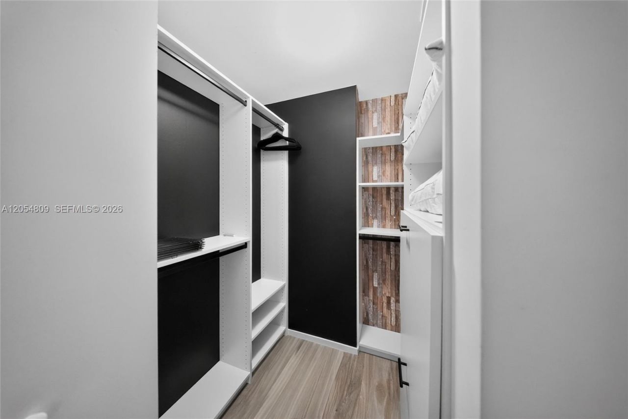 801 S Miami Ave , Unit 3010, Miami, FL 33130 Photo