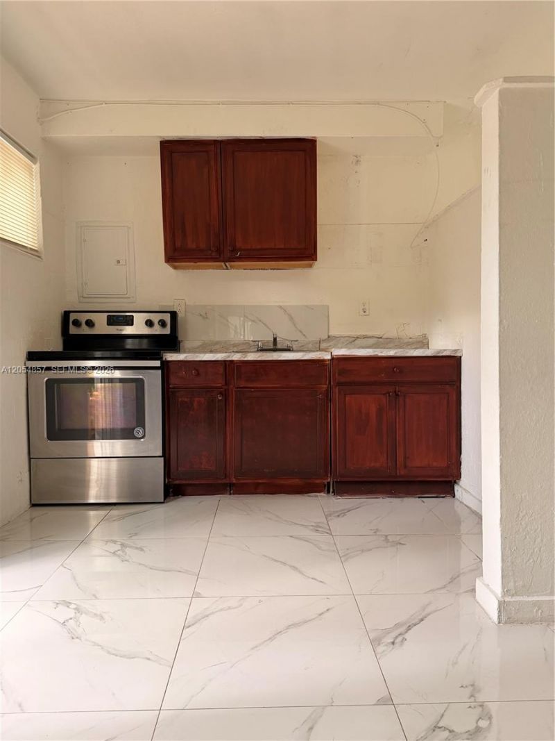 2123 NW 93rd St , Unit 2123, Miami, FL 33147 Photo