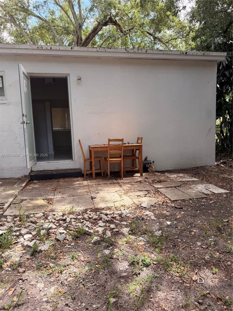 2123 NW 93rd St , Unit 2123, Miami, FL 33147 Photo