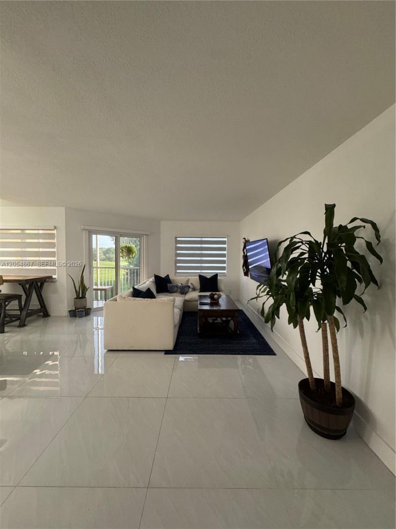 500 SW 130th Ter , Unit 302A, Pembroke Pines, FL 33027 Photo