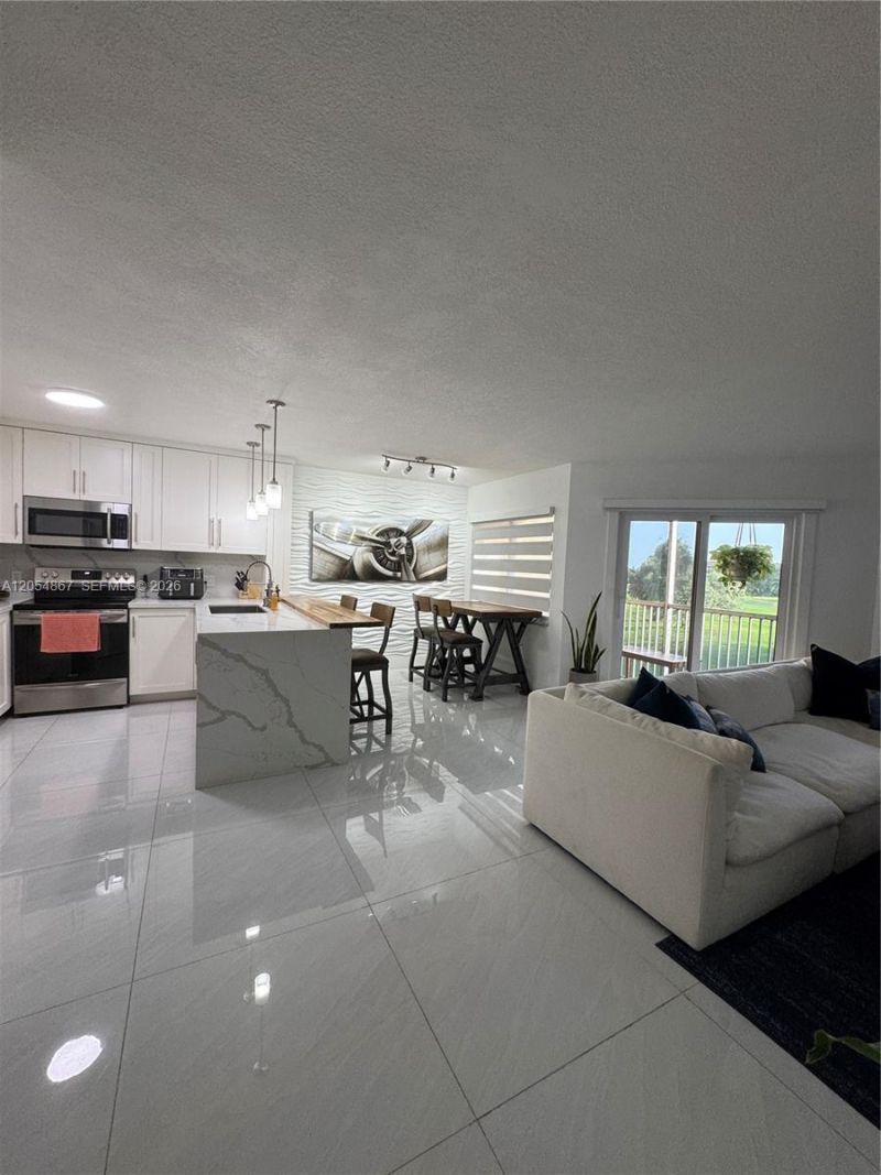 500 SW 130th Ter , Unit 302A, Pembroke Pines, FL 33027 Photo