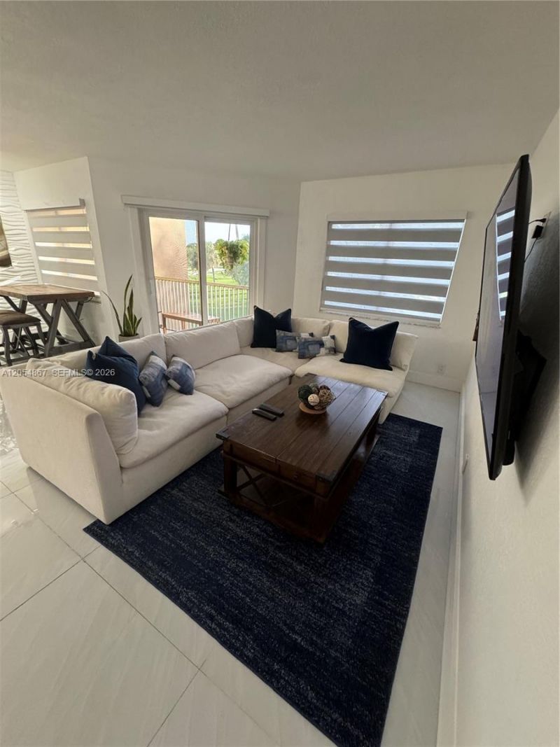 500 SW 130th Ter , Unit 302A, Pembroke Pines, FL 33027 Photo