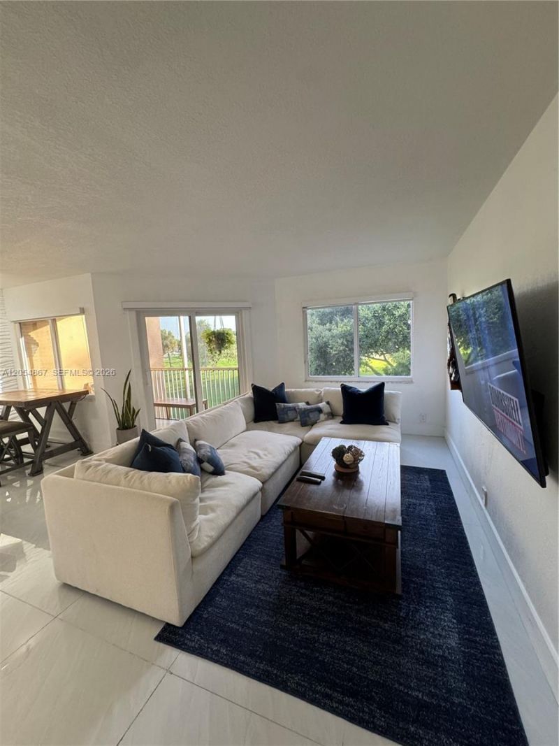 500 SW 130th Ter , Unit 302A, Pembroke Pines, FL 33027 Photo