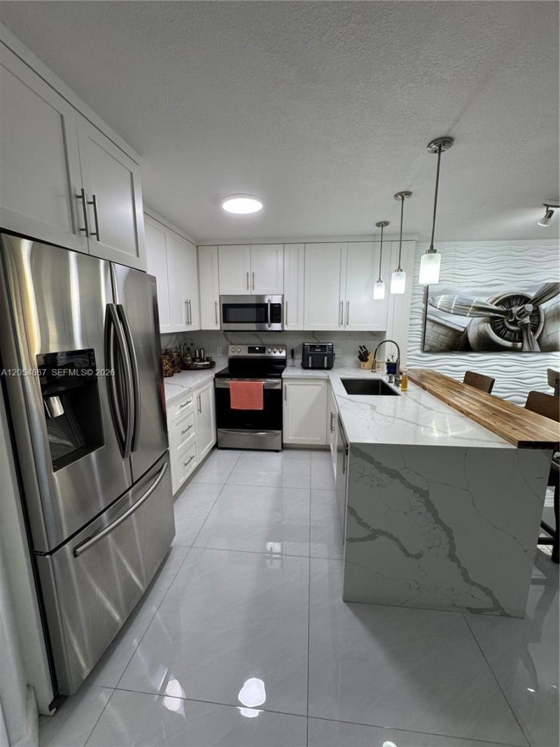500 SW 130th Ter , Unit 302A, Pembroke Pines, FL 33027 Photo