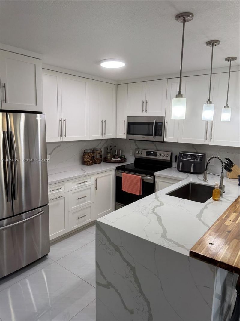 500 SW 130th Ter , Unit 302A, Pembroke Pines, FL 33027 Photo