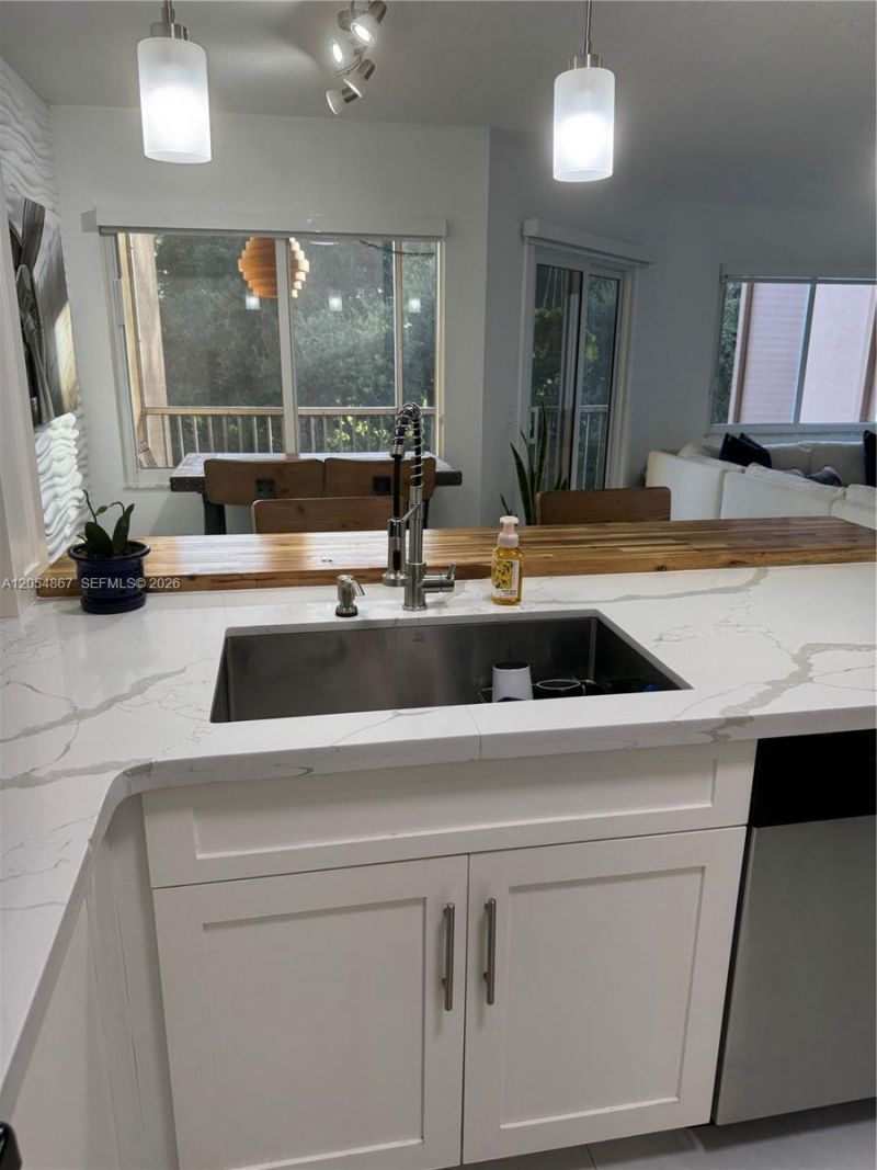 500 SW 130th Ter , Unit 302A, Pembroke Pines, FL 33027 Photo