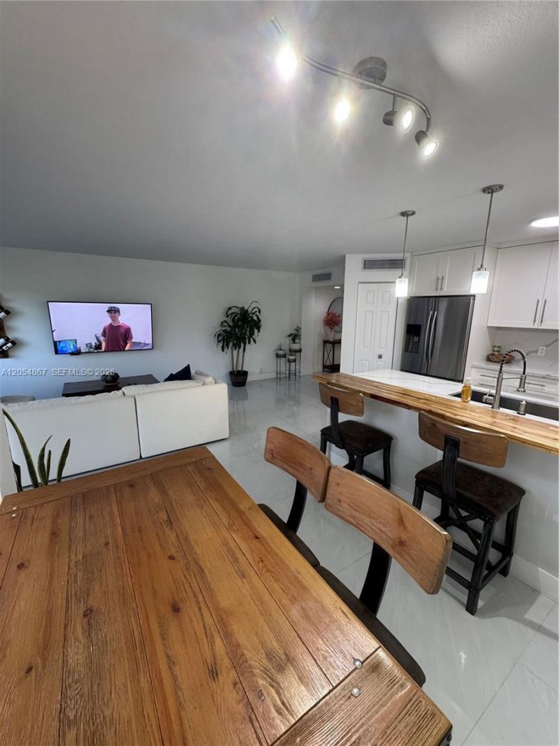 500 SW 130th Ter , Unit 302A, Pembroke Pines, FL 33027 Photo
