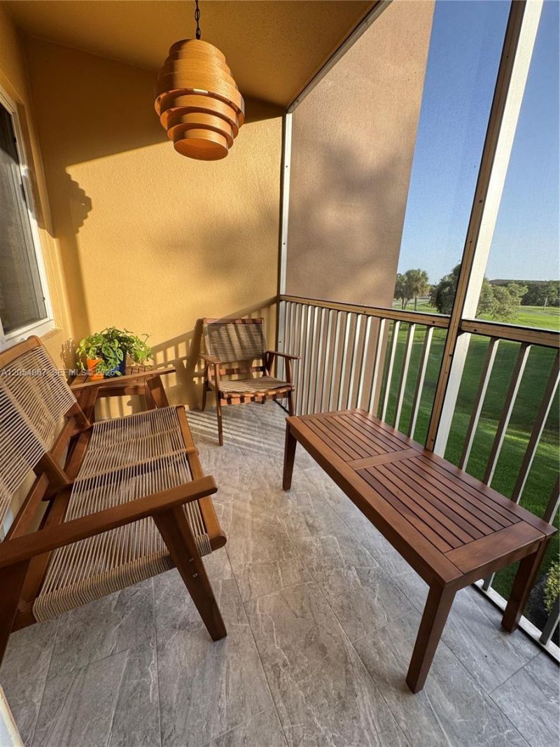 500 SW 130th Ter , Unit 302A, Pembroke Pines, FL 33027 Photo