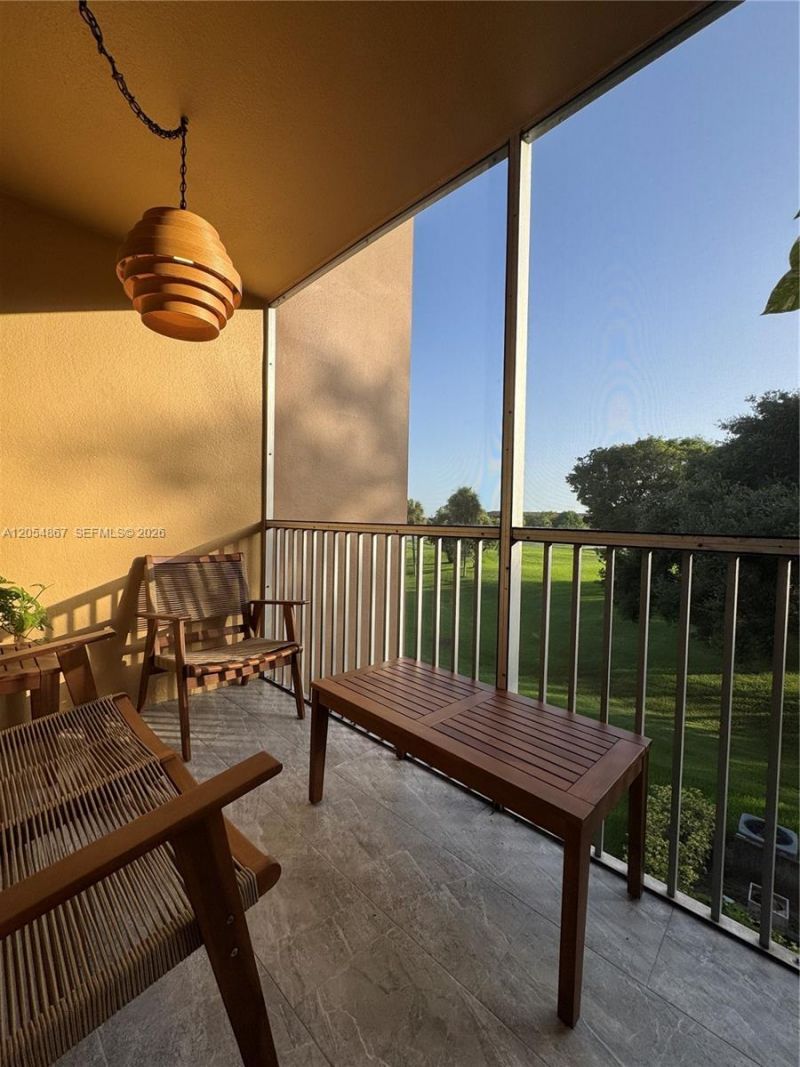 500 SW 130th Ter , Unit 302A, Pembroke Pines, FL 33027 Photo