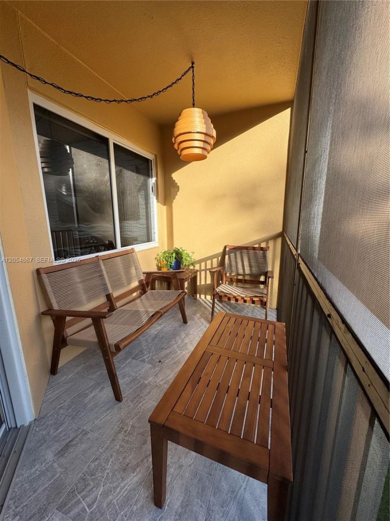 500 SW 130th Ter , Unit 302A, Pembroke Pines, FL 33027 Photo