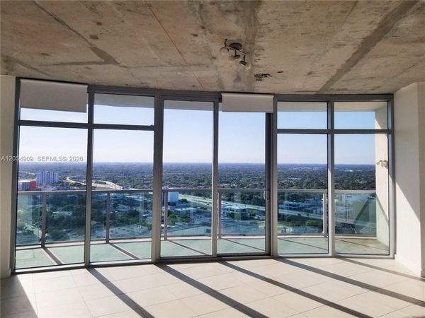 3301 NE 1st Ave , Unit H2407, Miami, FL 33137