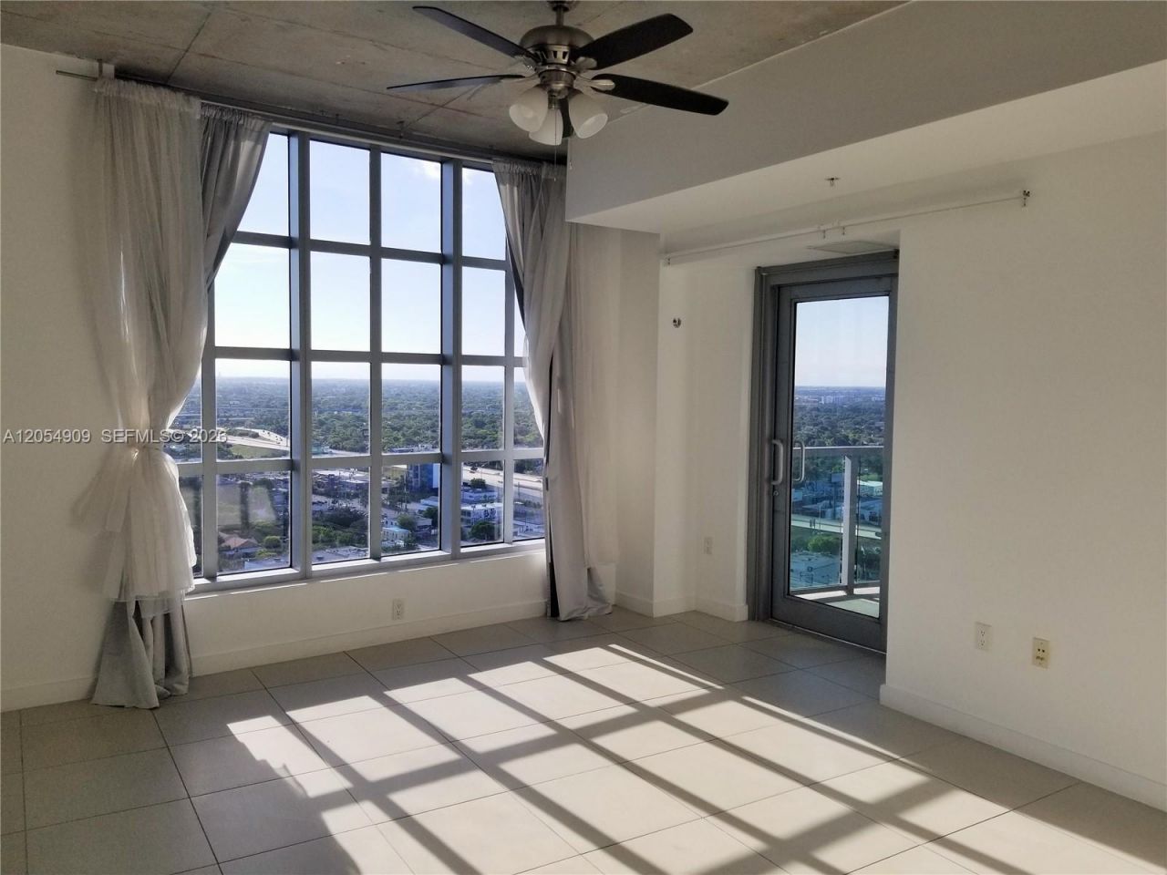 3301 NE 1st Ave , Unit H2407, Miami, FL 33137 Photo