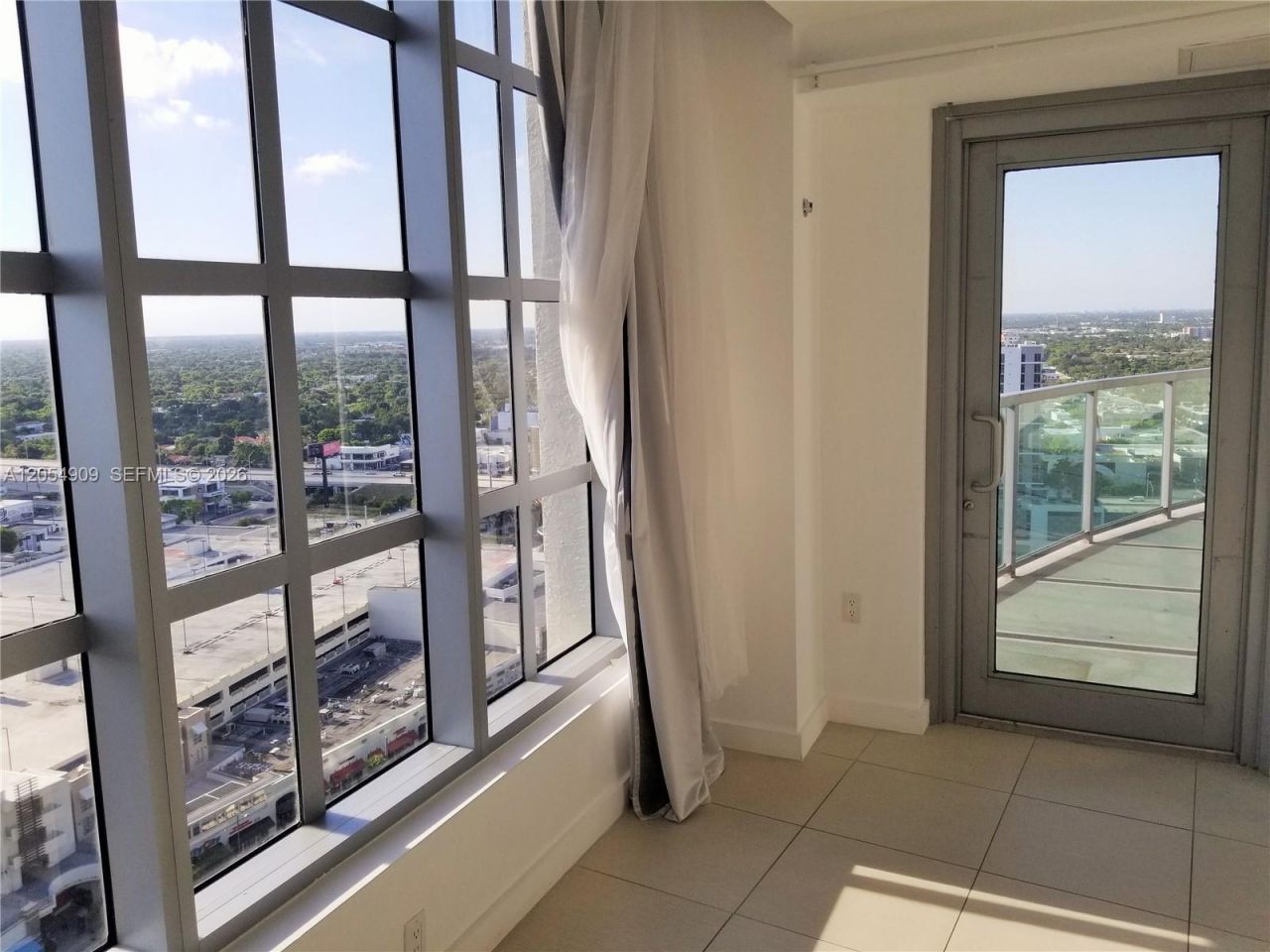 3301 NE 1st Ave , Unit H2407, Miami, FL 33137 Photo