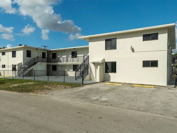 4037 SW 65th Ave , Unit 2, South Miami, FL 33155