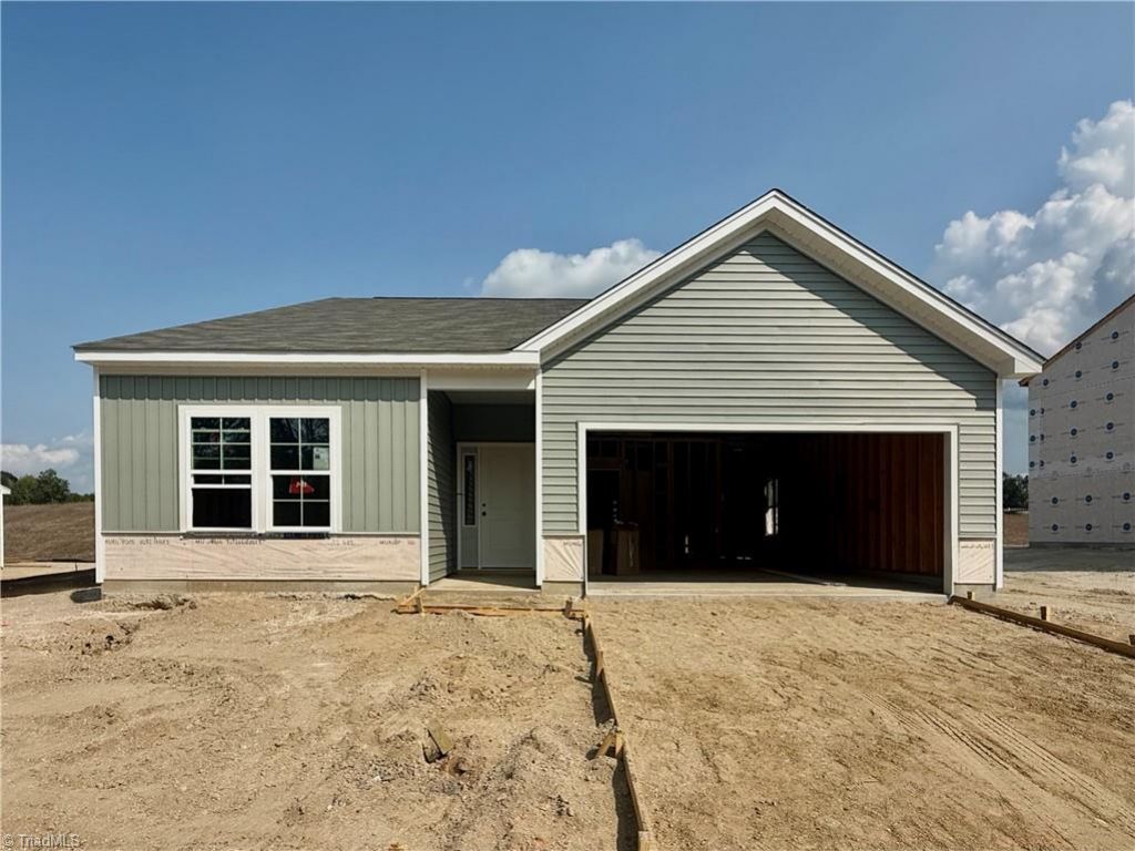 5857 Latigo Court, Clemmons, NC 27012 Main Photo