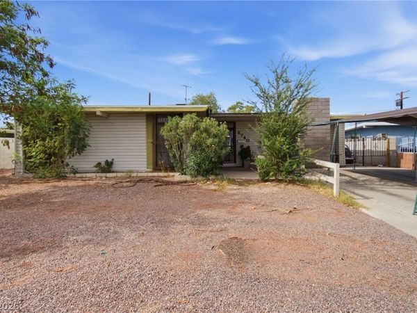 2740 Reynolds Avenue , North Las Vegas, NV 89030